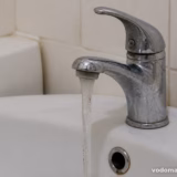 Чому в крані слабкий напір води і як це виправити