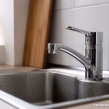 Як усунути протікання води з-під основи змішувача